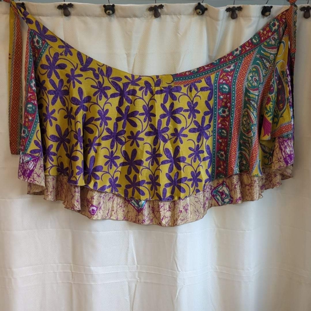 Darn Good Yarn DGY Sari Skirt Junior mini